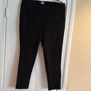 Anne Klein Women's Black Pants with stretch. Size Large. Barely worn.